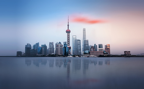 浦东最有潜力，有资本和想抢占市场的，可以提前布局
